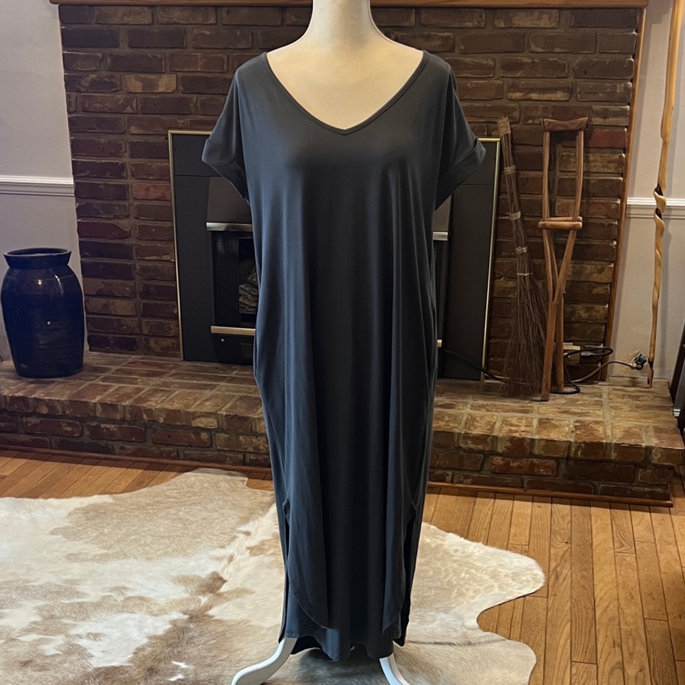 Entro Charcoal V-Neck Maxi Dress